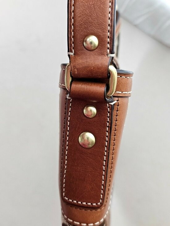 Coach Vintage Signature Jacquard Shoulder Bag | Style D0768 | Leather Trim | Hor - Picture 10 of 16